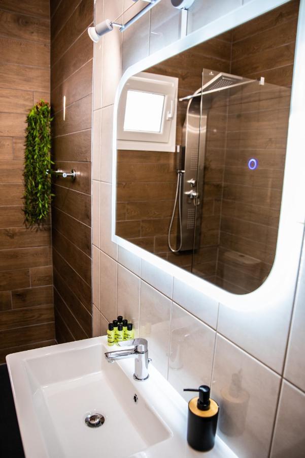 Ivi'S Kavala Apartment Ngoại thất bức ảnh