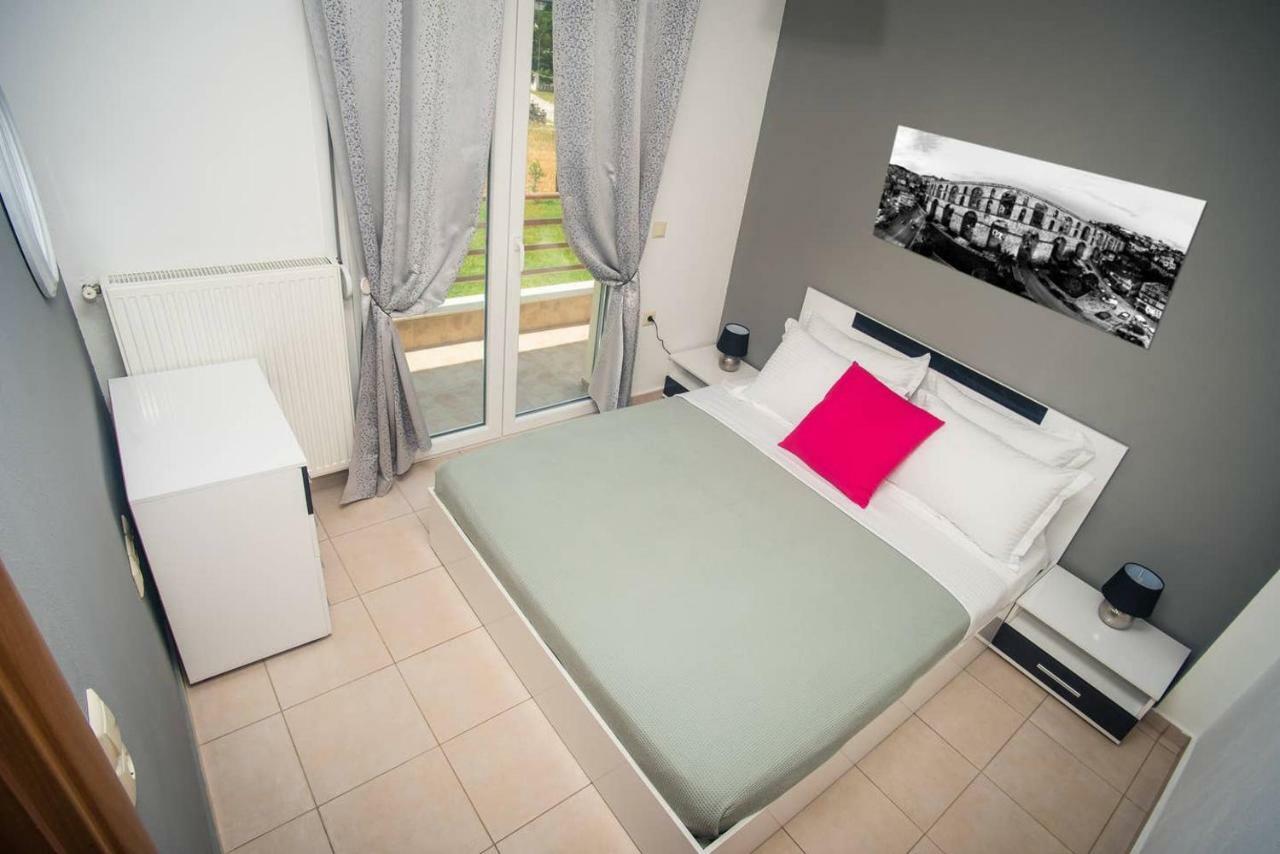 Ivi'S Kavala Apartment Ngoại thất bức ảnh