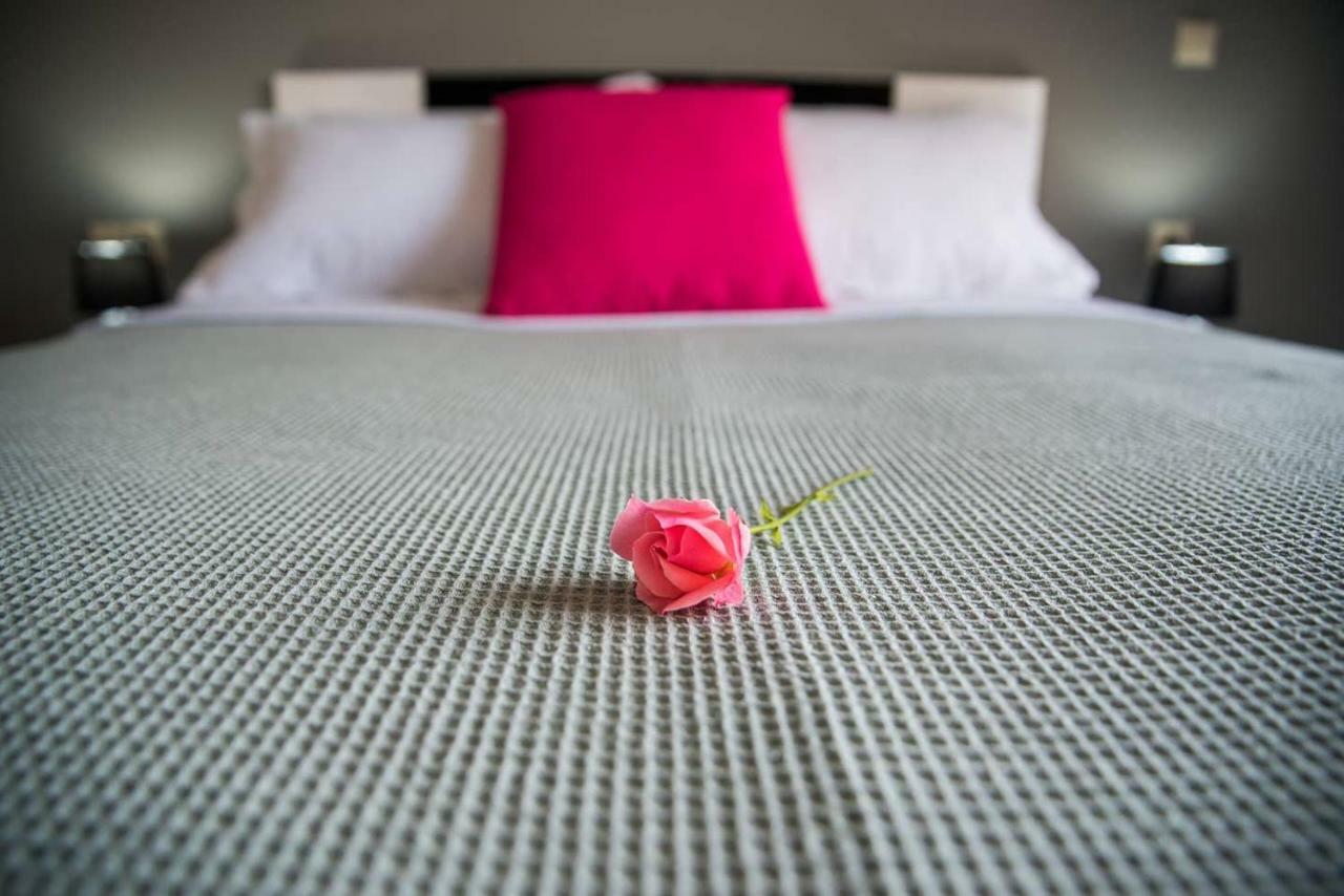 Ivi'S Kavala Apartment Ngoại thất bức ảnh